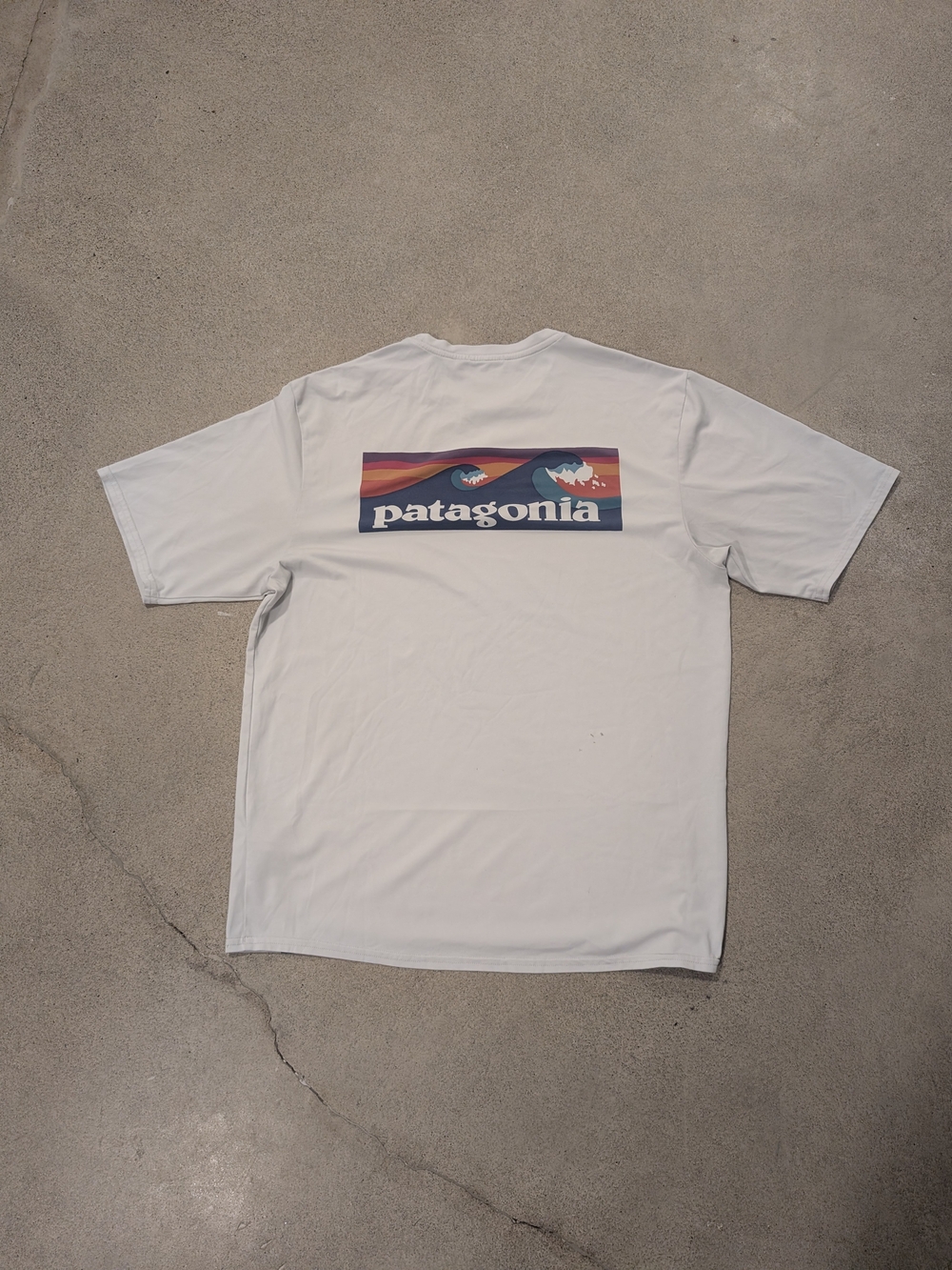 Patagonia Capilene Cool Daily Graphic Shirt - Great Waves White (Flawed)